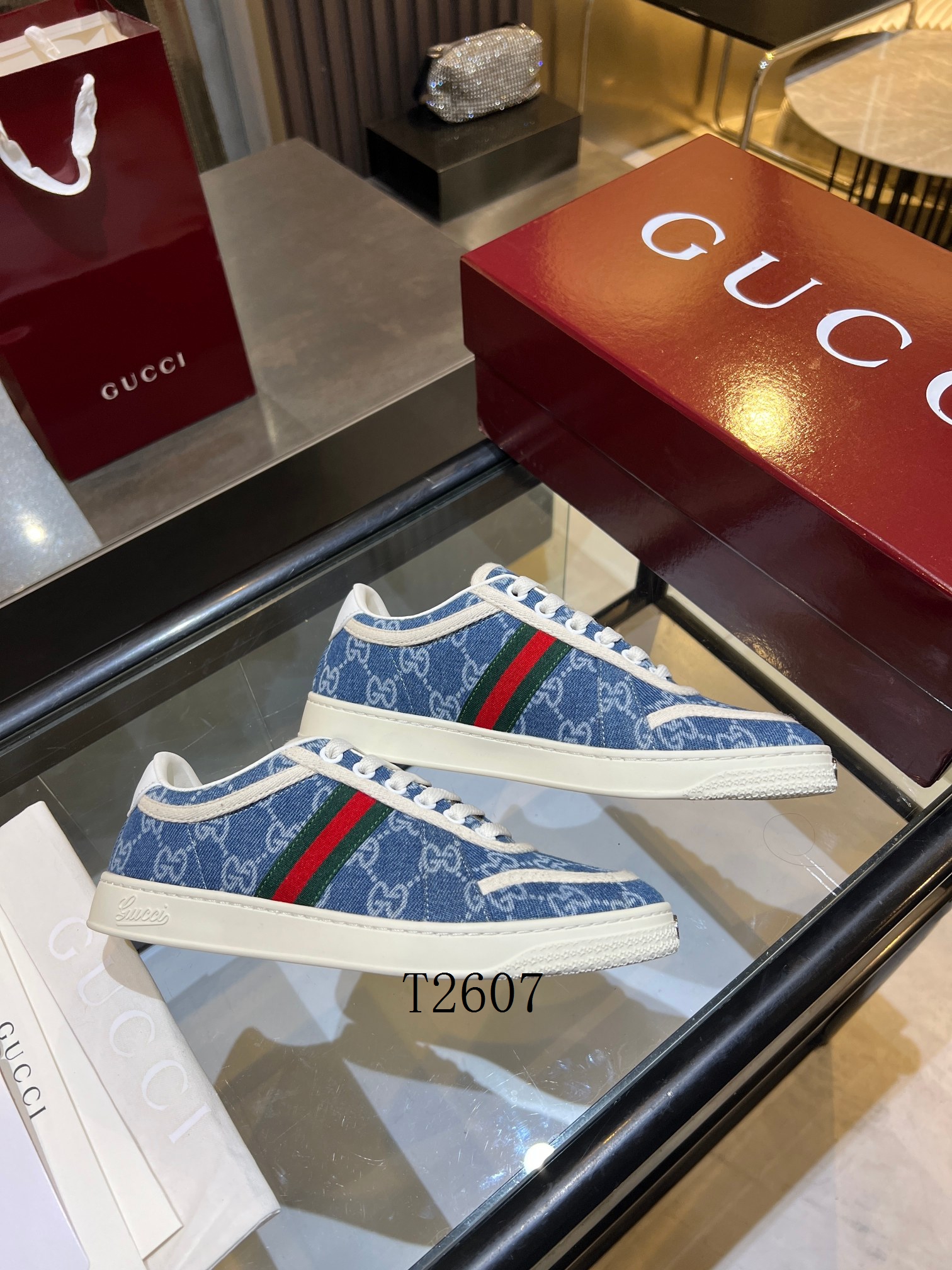 Gucci sz39-45 h0703